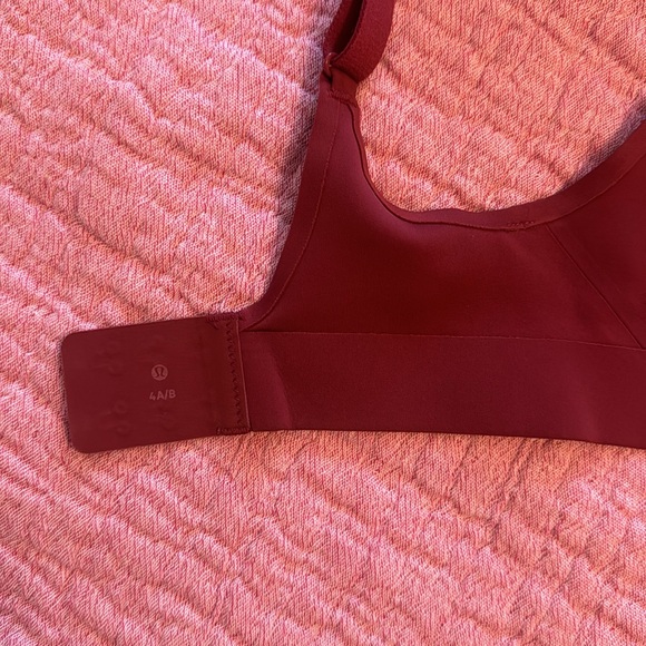 lululemon in alignment straight strap bra in mulled wine - Picture 5 of 5